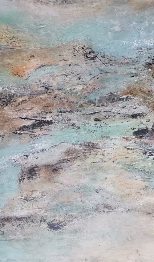 Gentle waves on the rocks by Doris Duschelbauer