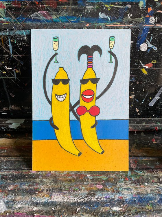 Bananas couple on the beach