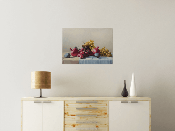 Still life with autumn fruits(50x70cm, oil painting, ready to hang)