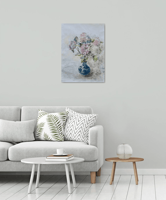 Hydrangea in vase. 30in.x22in