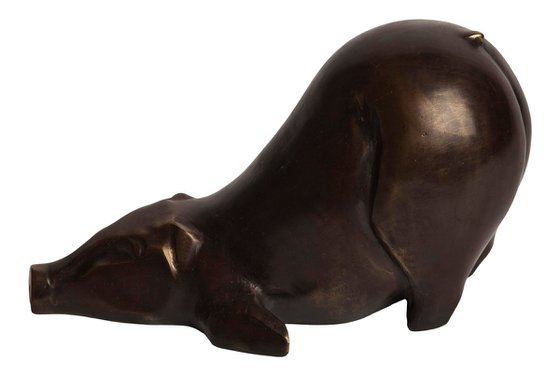 "Pig" art deco sculpture