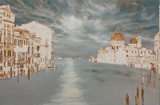 A FULL MOON OVER VENICE