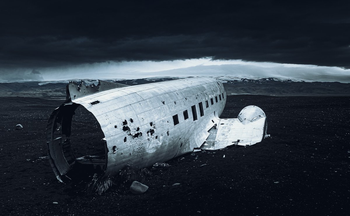 DARK ICELAND ON THE SOLHEIMASANDUR BEACH by Fabio Accorri?