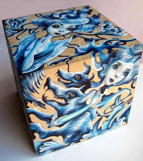DANCING WITH THE WOLVES / Hand-painted wooden cube