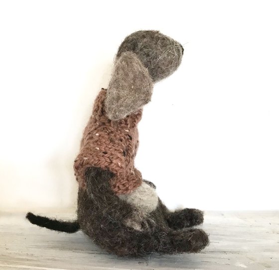 Frimousse, felted wool dog