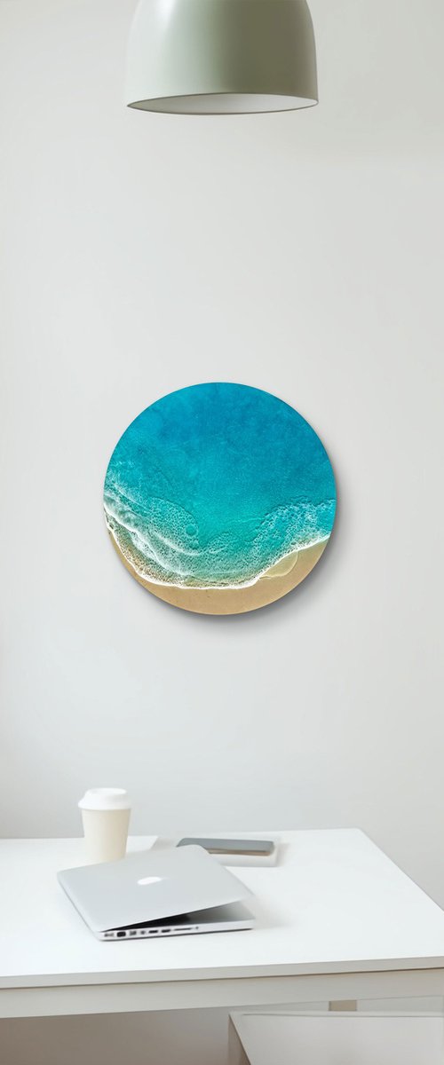 Round ocean #92 by Ana Hefco