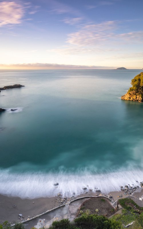 ECO DEL MARE SUNRISE by Giovanni Laudicina