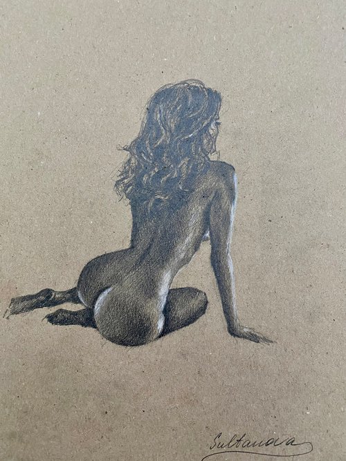 Nude model posing by Elvira Sultanova