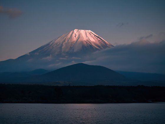 MAGICAL FUJI SUNSET