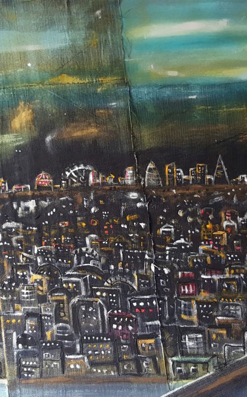 Dark Moon London by Maria Luisa  Azzini