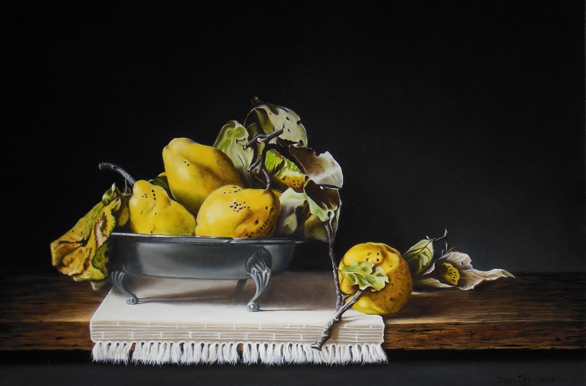 Pewter bowl with quinces (40x60cm) by Jan Teunissen