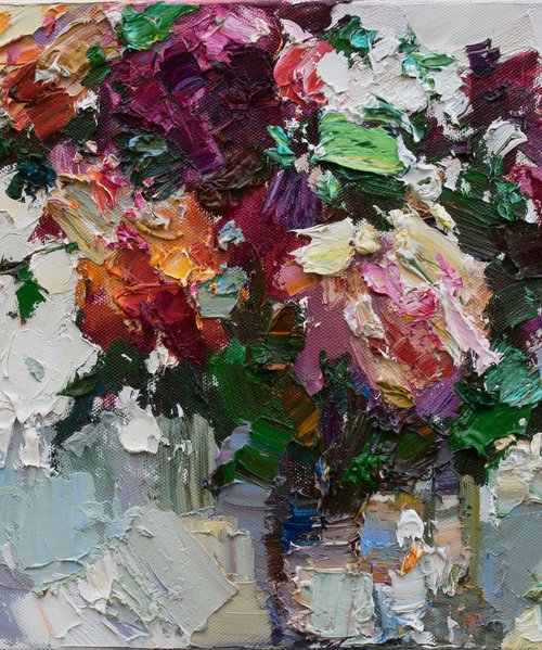 Roses in a vase  Still life painting - Original impasto oil painting by Anastasiia Valiulina