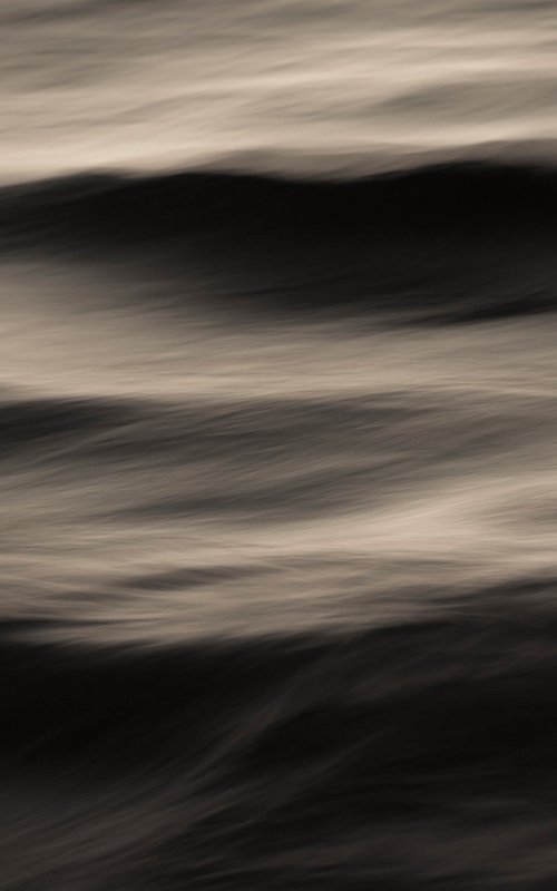 The Uniqueness of Waves XII | Limited Edition Fine Art Print 1 of 10 | 60 x 40 cm by Tal Paz-Fridman