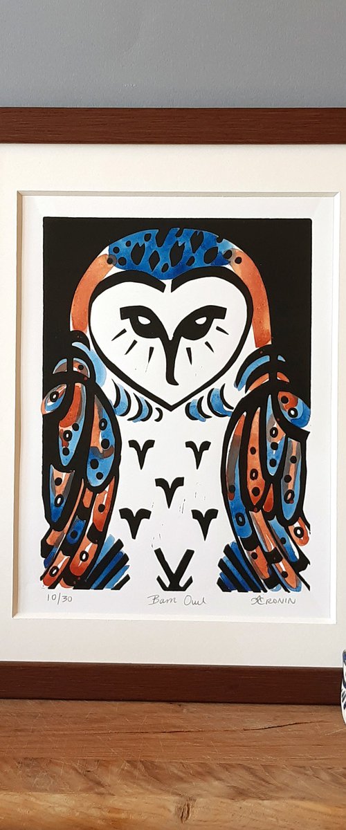 Framed Barn Owl limited edition linocut (coloured 10/30) by Catherine Cronin