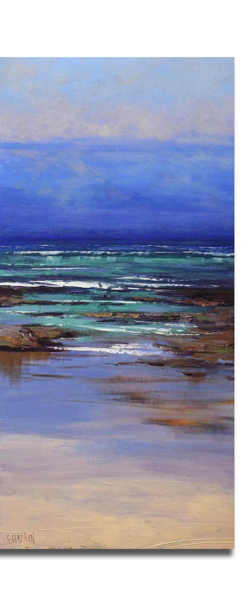 Beach sand rocks and sky by Graham Gercken
