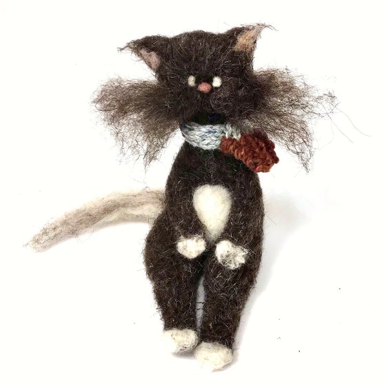 Cat , felted wool