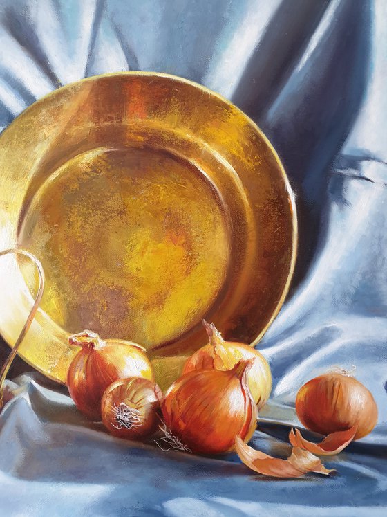 "Still life with golden onions. " still life liGHt original painting PALETTE KNIFE  GIFT (2021)