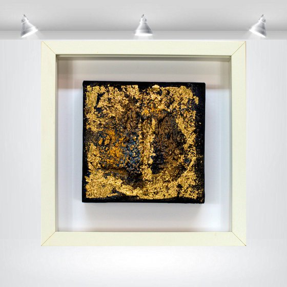 Pure Aurum