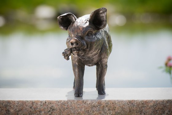 Standing Piglet FB