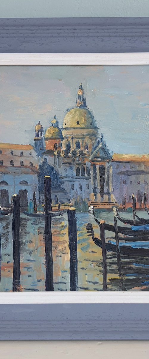 Venice Salute Church by Roberto Ponte