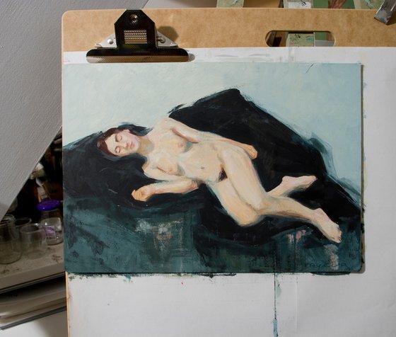 life model study of a nude woman