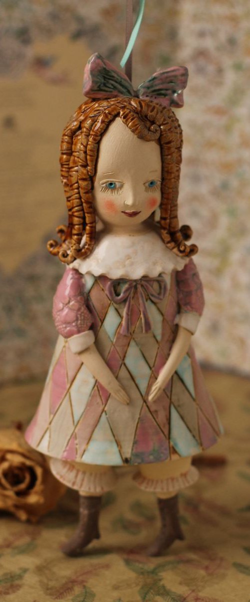 Girl with a hair bow. From "Le Carousel, Hommage à l'Innocence" project by Elya Yalonetski by Elya Yalonetski