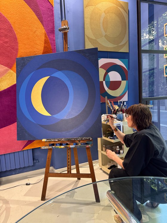 Blu, silence and space to be