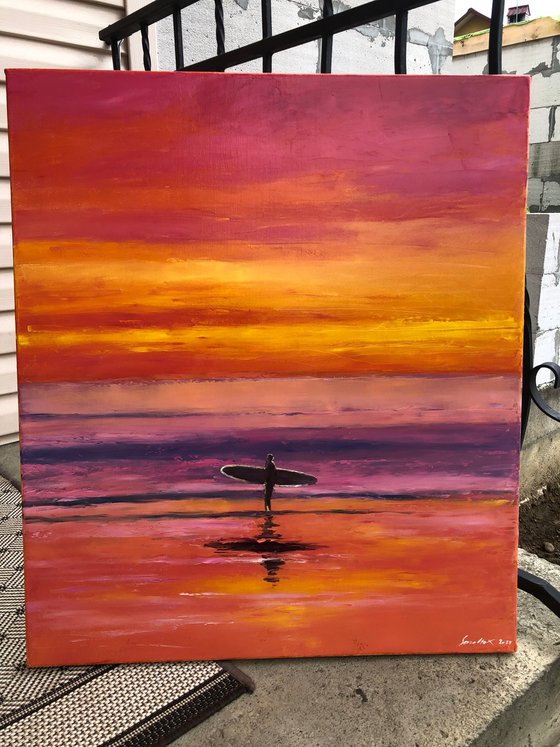 Sunset. Surfer 60-70cm