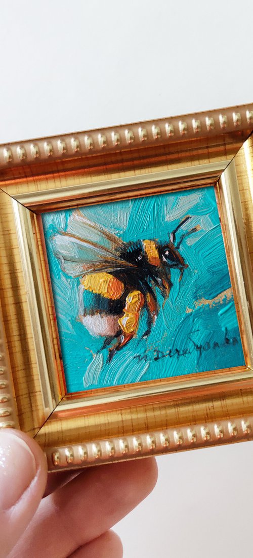 Bumblebee by Nataly Derevyanko
