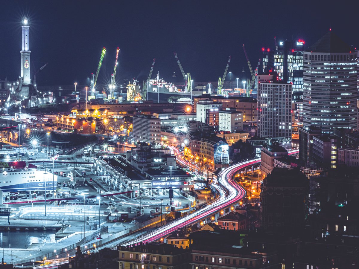 GENOA LIGHTS by Fabio Accorri?