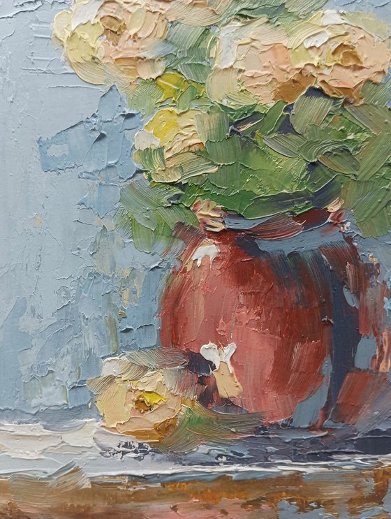 Small still life painting with flowers