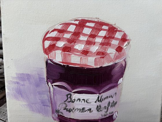 Jam in the small glass jar
