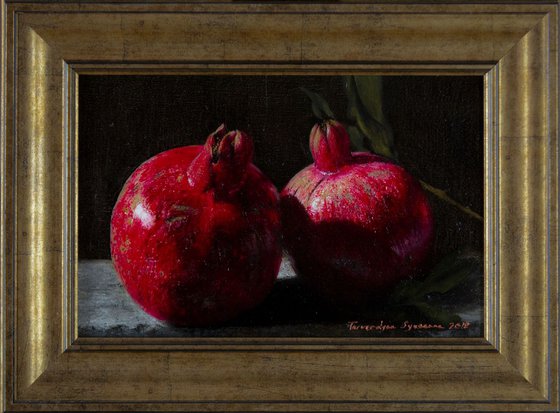 Two pomegranates, oil on canvas, 20 x30 cm, 2018