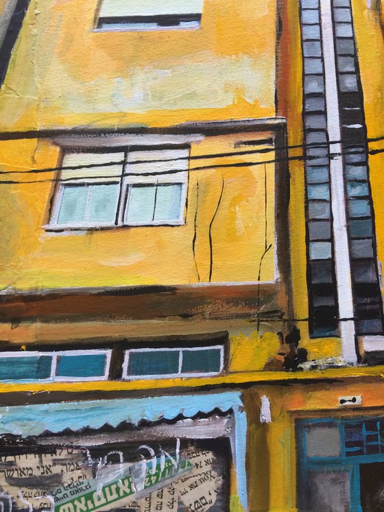 Tel Aviv, Yellow 1930s Apartments
