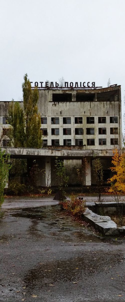 Chernobyl, 14x14 Inches, C-Type, Unframed by Amadeus Long