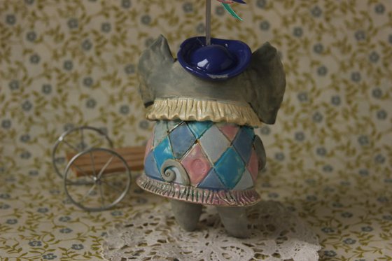 Elefantino. Ceramic hanging sculpture