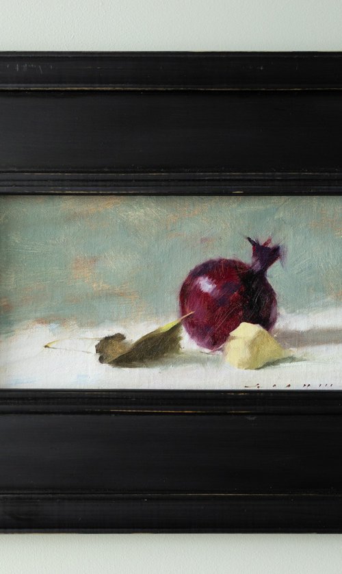 Onion by ROSTYSLAV MALYSH