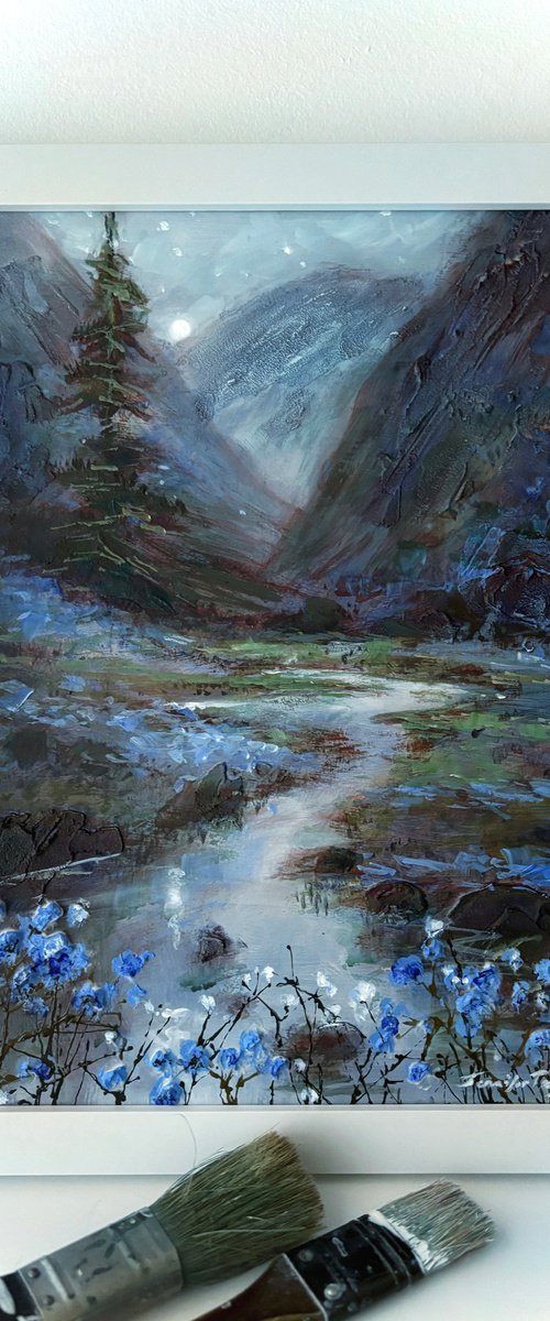 Moon Creek, Glencoe by Jennifer Taylor