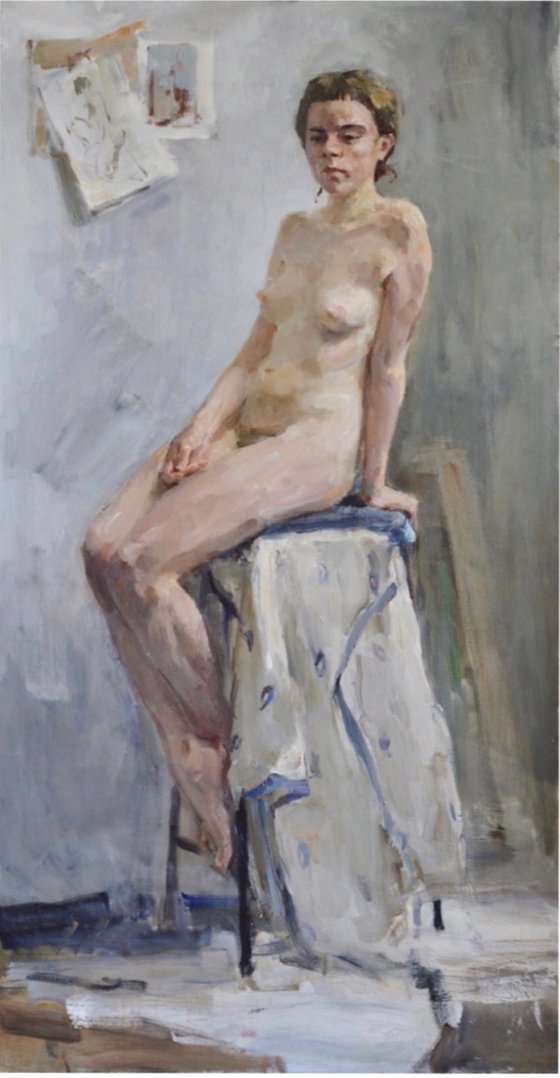 Seated nude girl