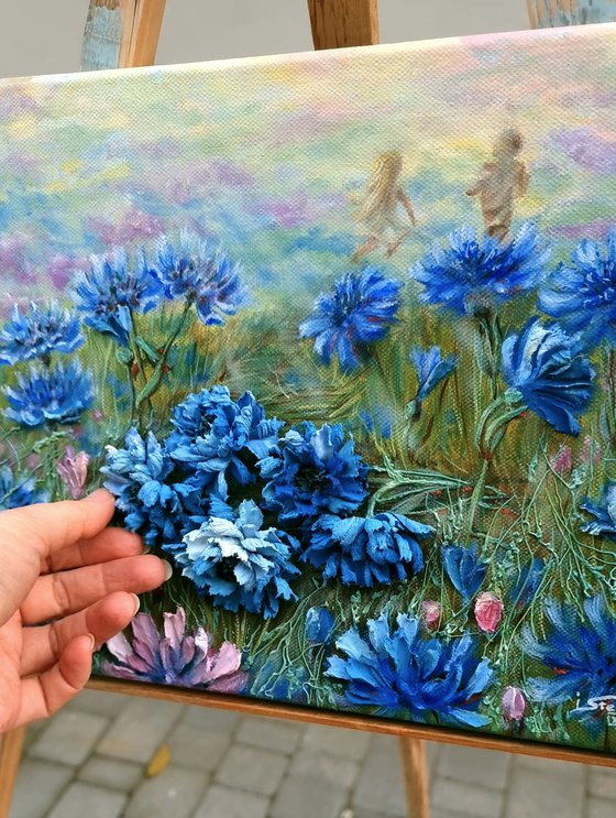 Blue cornflowers on a summer meadow - Plucked flowers - Interrupted dance. 30x25x4cm.