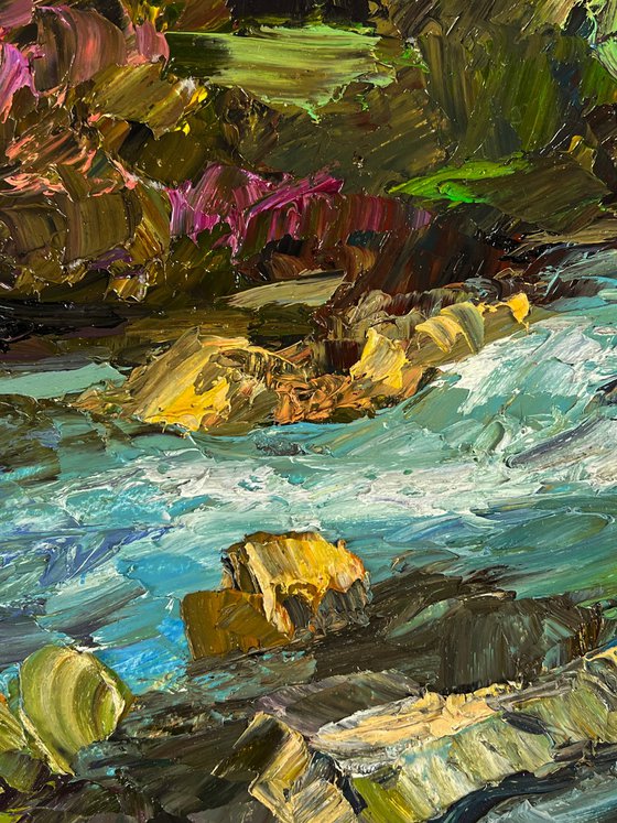 The River Flows through the Mountains