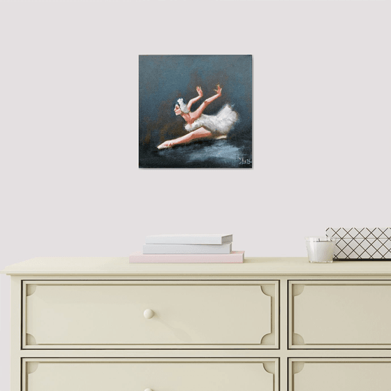 Arms like a swan's wings