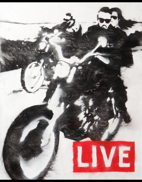 Live (on plain paper). by Juan Sly