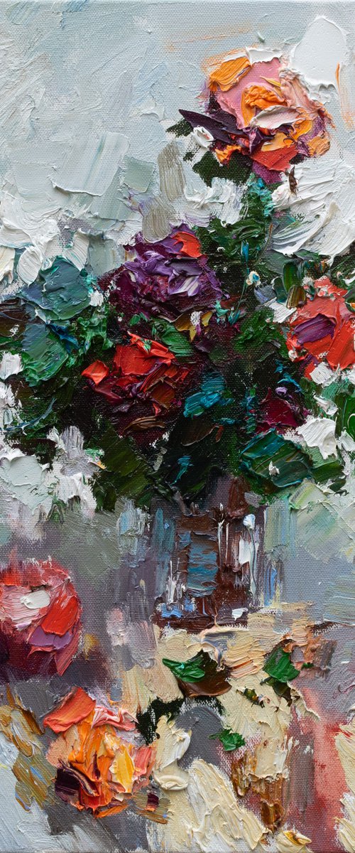 Red roses in a vase  Still life painting - Original oil painting by Anastasiia Valiulina