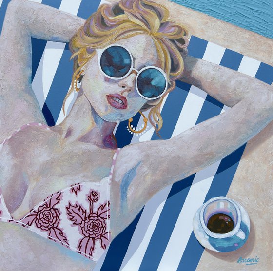 “POOL, COFFEE AND PEACE”