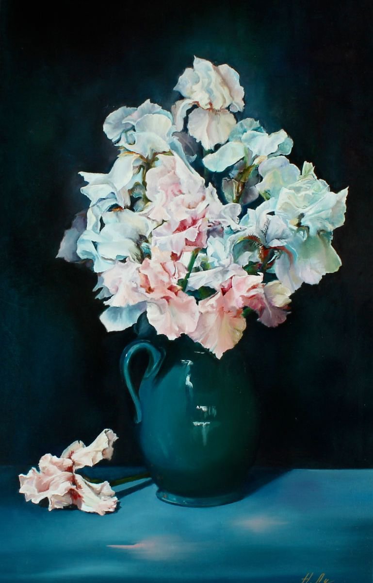 Flowers in a vase by Natalia Lugovskaya