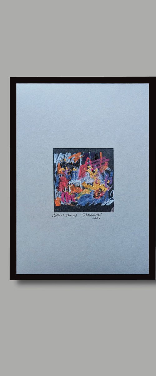 Gold abstract N3 by Alena Kuschnereit