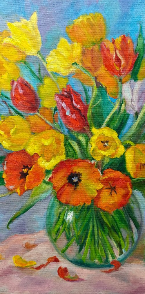 Colorful tulips in a vase by Jane Lantsman