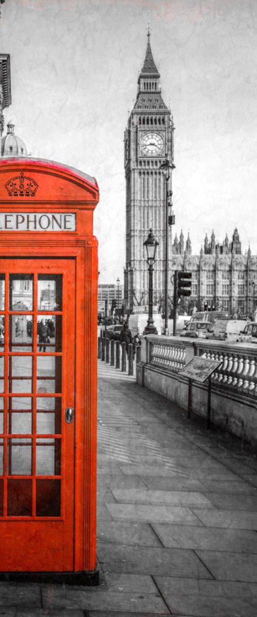 London Red Telephone Box by Ben Robson Hull