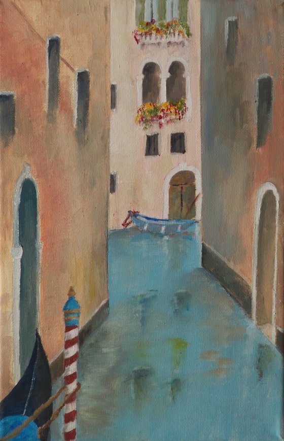 Gondola at Rest